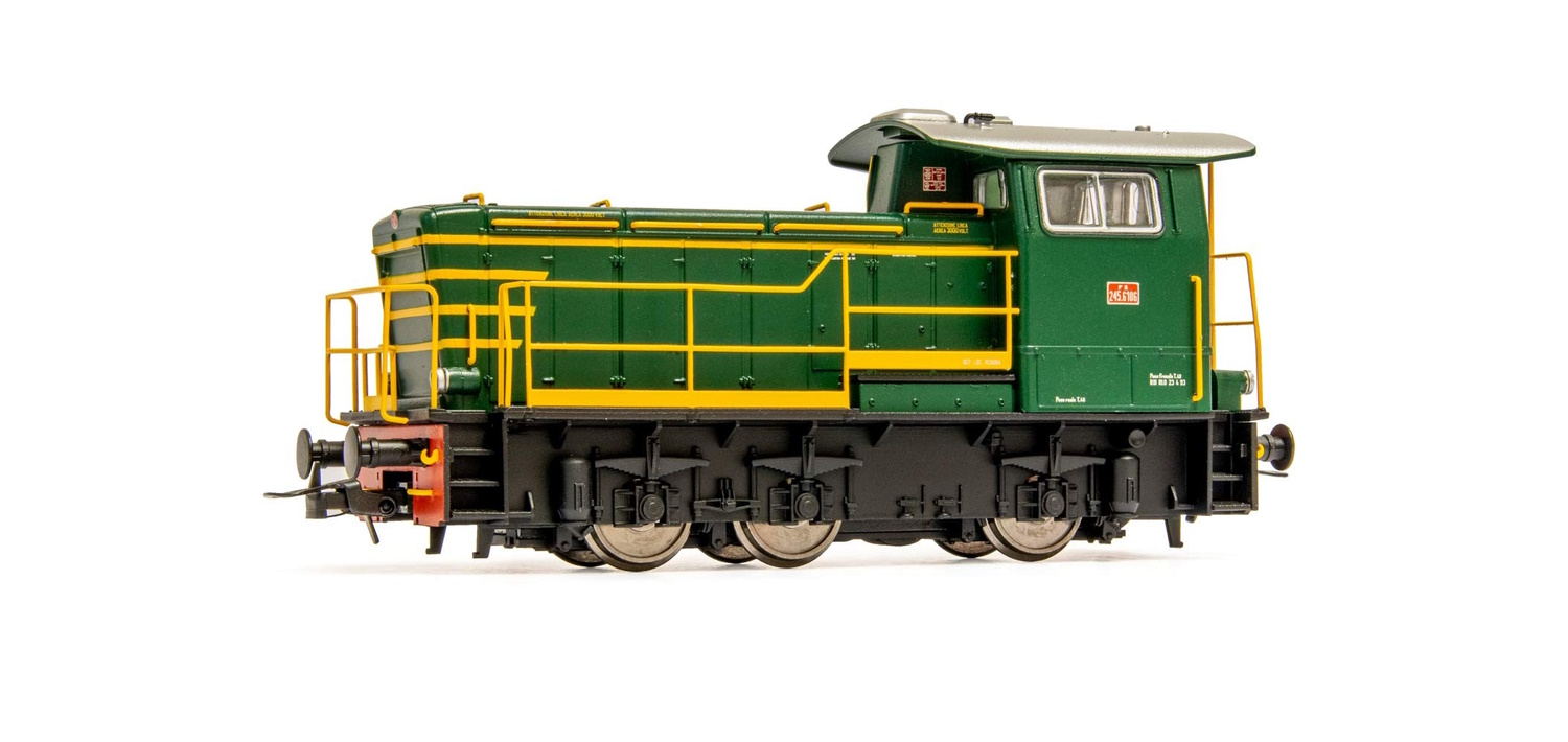 HR2793 FS, locomotiva diesel gruppo 245, livrea verde con corrimani antinfortuni